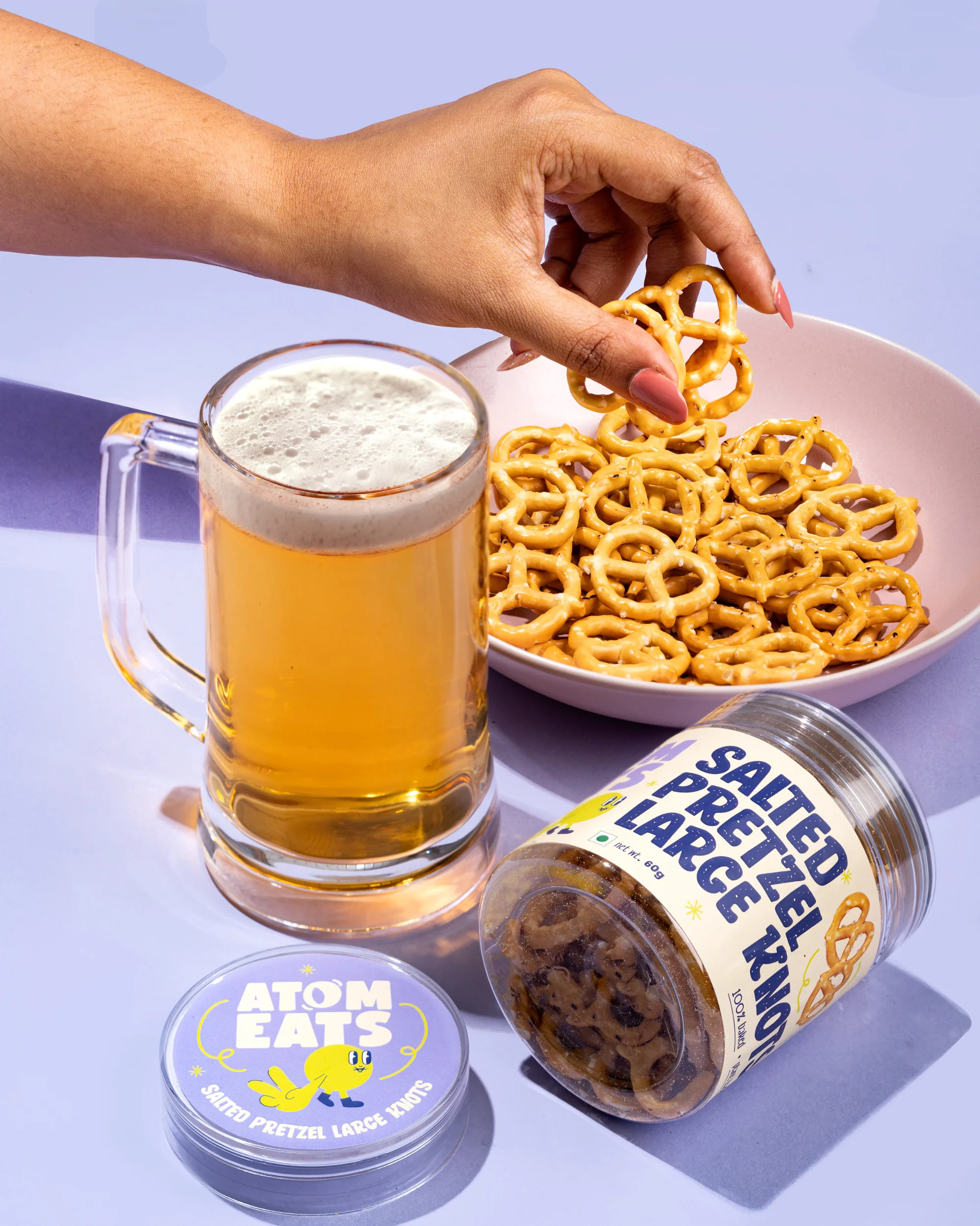 Salted Large Pretzel Knots, 60g (Baked Pretzels, Crunchy & Filling Snack, Classic Salted Flavor) - Image 2