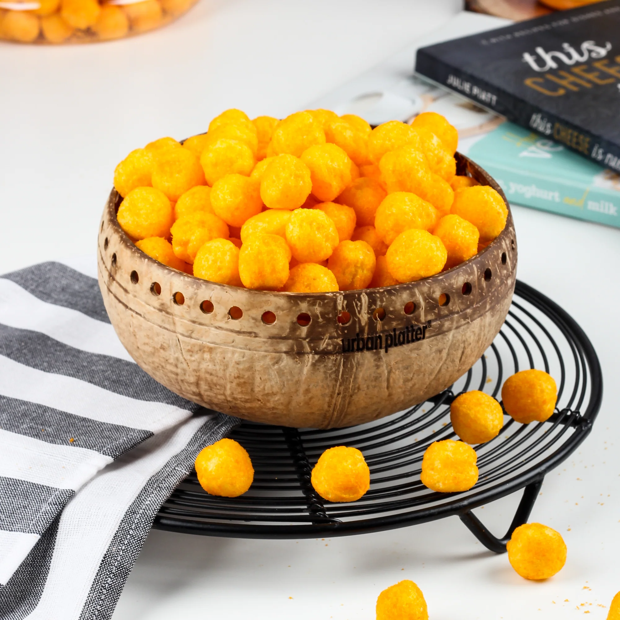 Cheese Balls, 100g (Cheddar Flavour, Plant-Based Snack) - Image 3