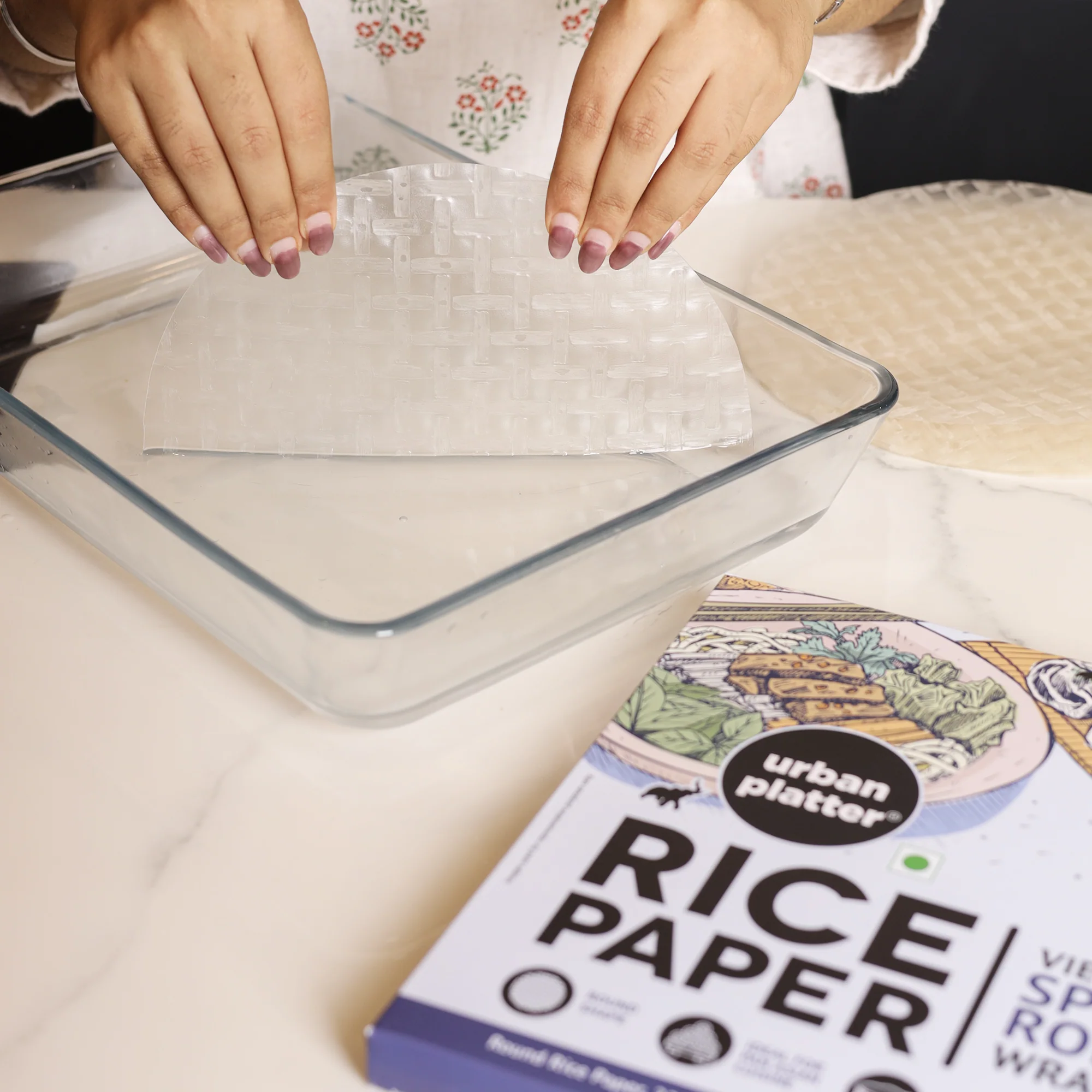 Round Rice Paper Sheets, 400g (Vietnamese Spring Roll Wrappers, Gluten-free, 22 cm Each, 35-40 Sheets per pack) - Image 4