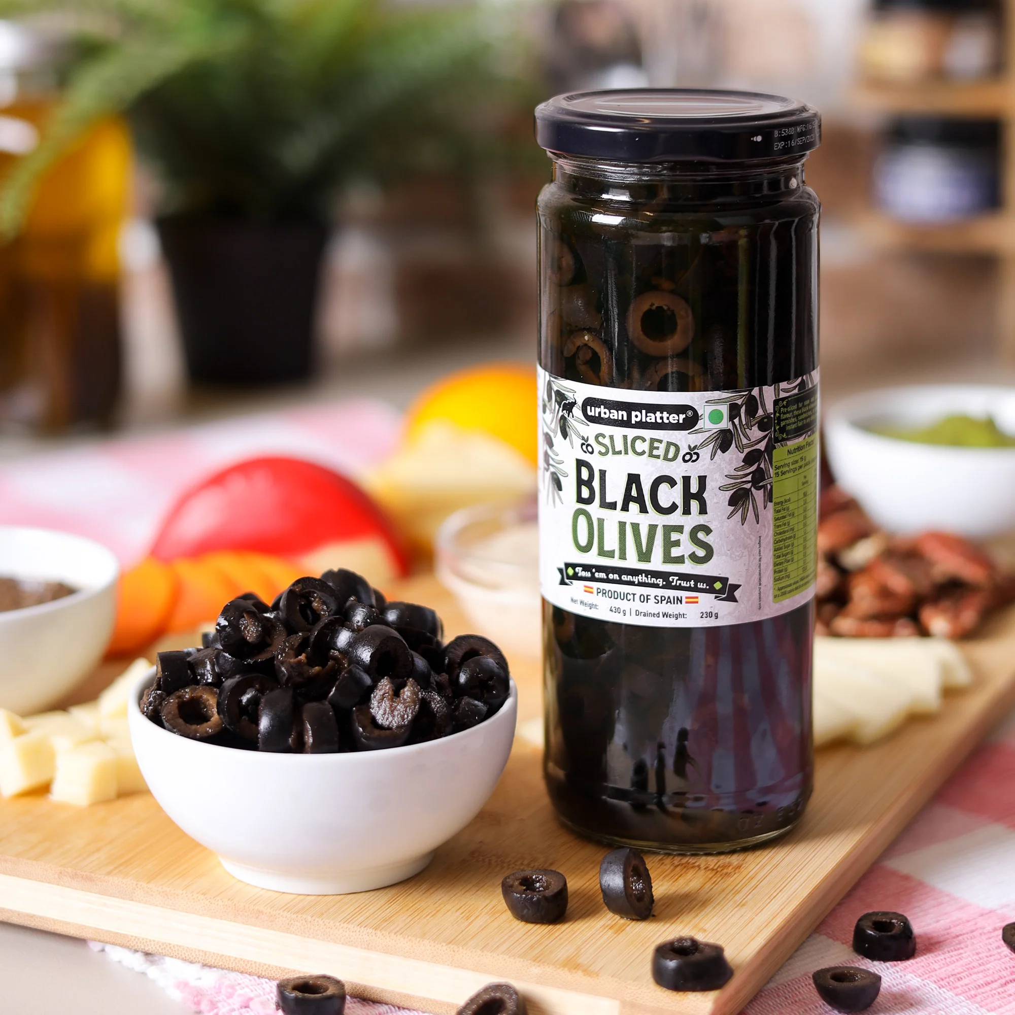 Sliced Black Spanish Olives, 430g (Bold, Savoury Mediterranean Flavour | Perfect for Pizzas, Pastas, Nachos & Salads) - Image 4